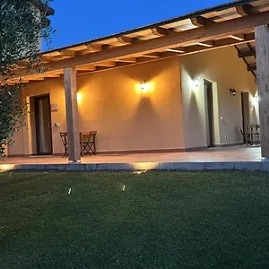 agriturismo-il-giardino-degli-olivi-appartamenti.it-tuscanyhotel.com/